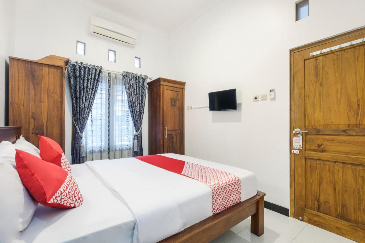 Oyo 3267 Omah Suryo Hotel Yogyakarta Exterior photo